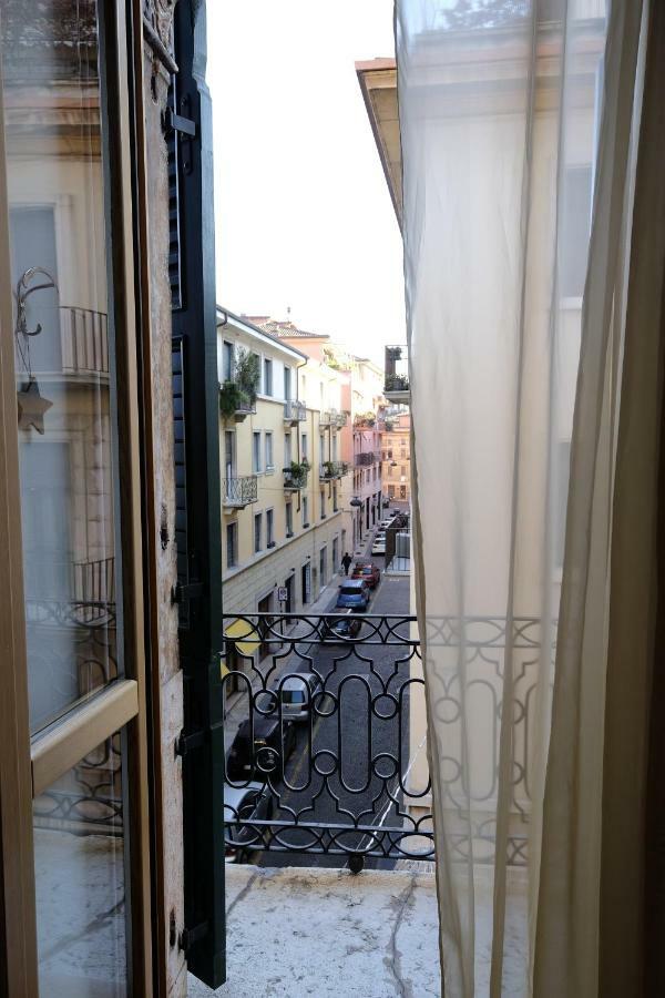 DENEB 19 Apartment Verona Buitenkant foto